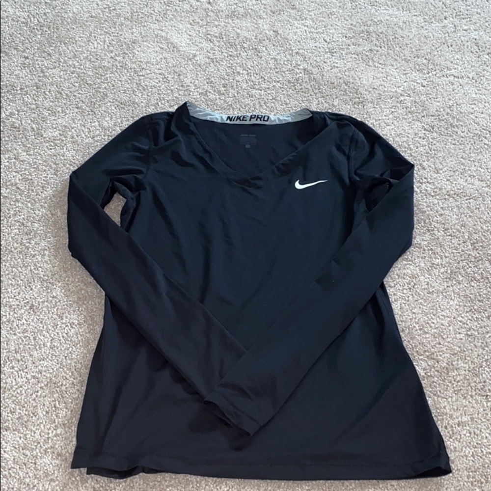 Nike Pro Long Sleeve L with thumb slots